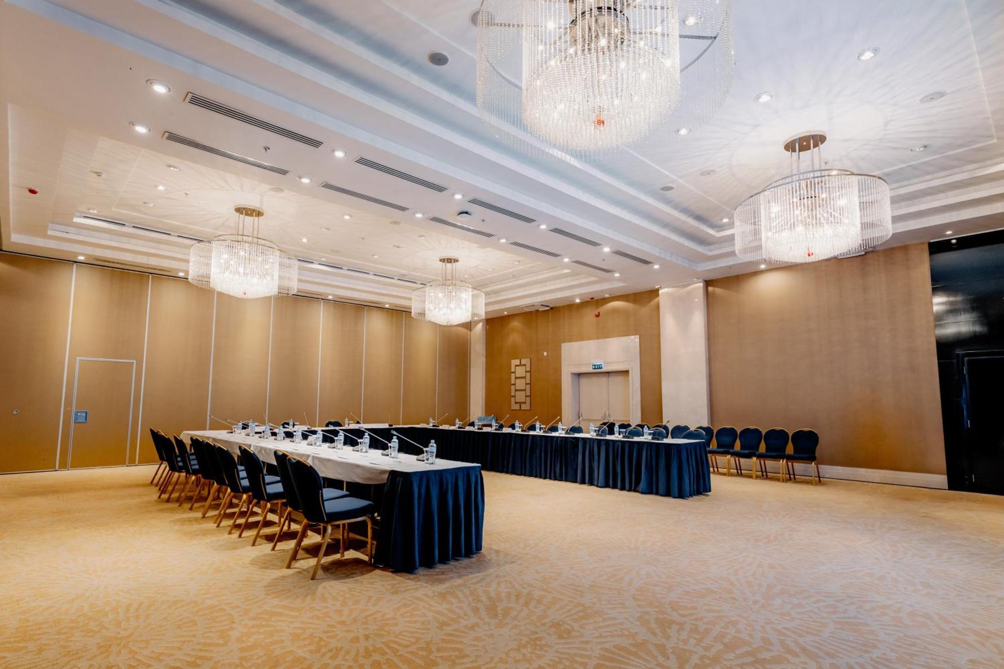 Saad Hotel Astana Extérieur photo Meeting room
